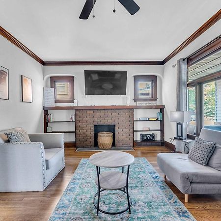 Beautifully Remodeled Duplex Apt In West Blvd Cleveland Extérieur photo