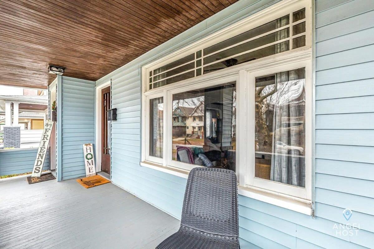 Beautifully Remodeled Duplex Apt In West Blvd Cleveland Extérieur photo