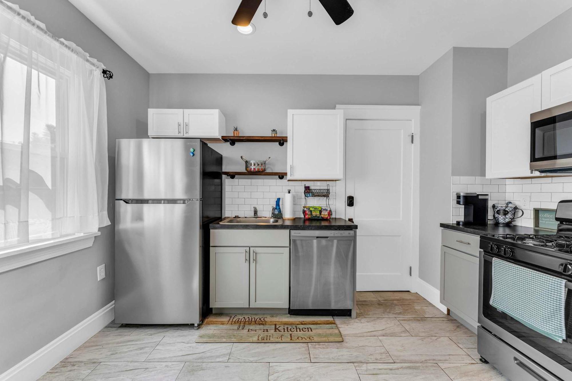 Beautifully Remodeled Duplex Apt In West Blvd Cleveland Extérieur photo