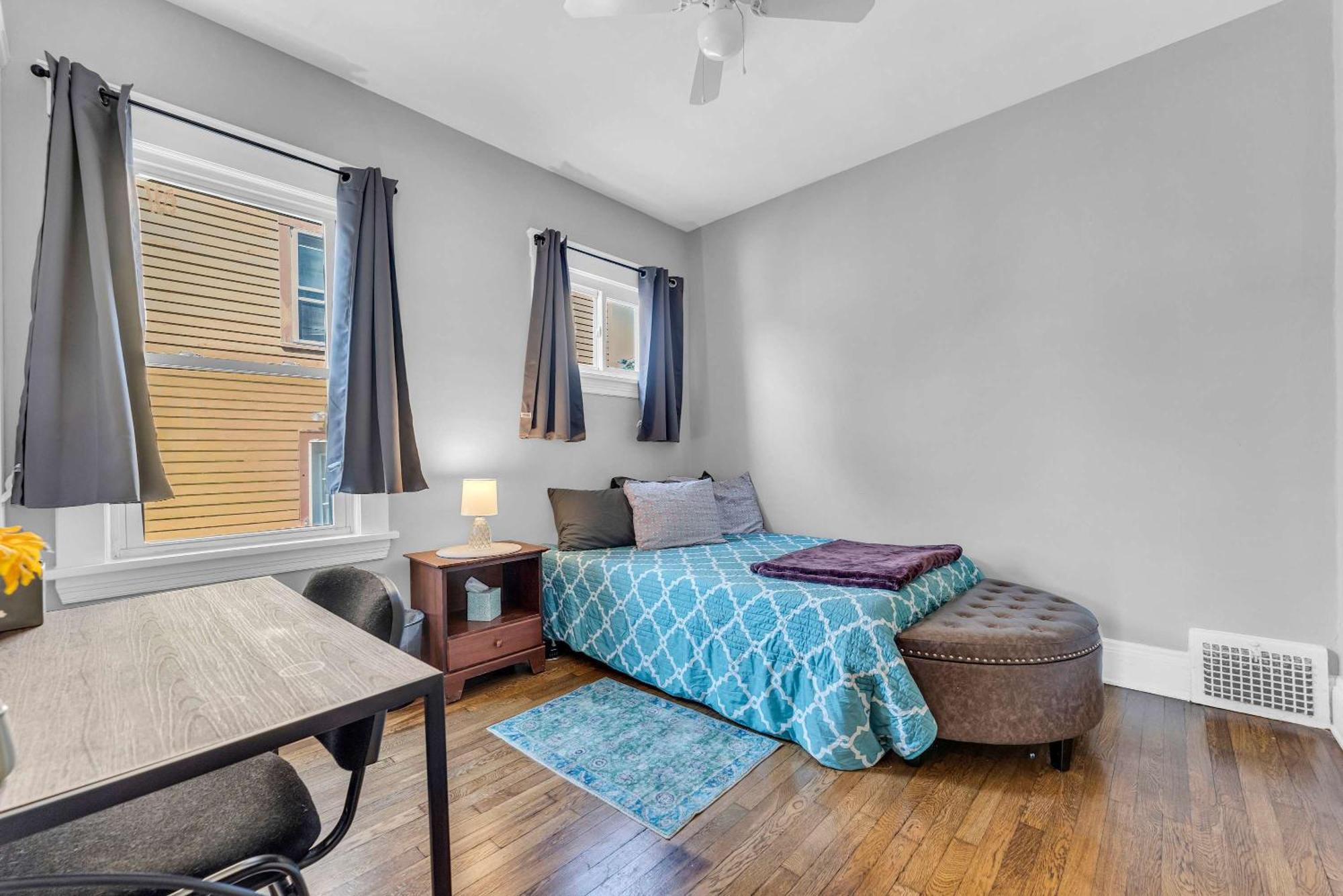 Beautifully Remodeled Duplex Apt In West Blvd Cleveland Extérieur photo