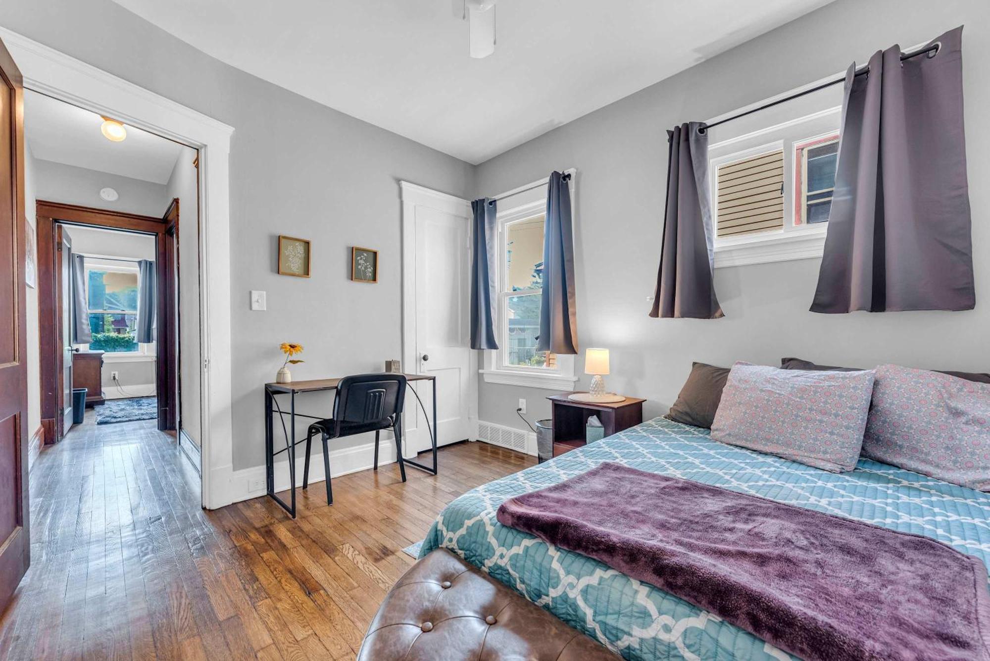 Beautifully Remodeled Duplex Apt In West Blvd Cleveland Extérieur photo